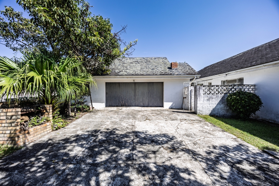 4 Bedroom Property for Sale in Berea Eastern Cape